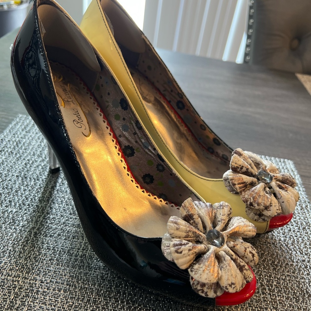 Poetic license heels